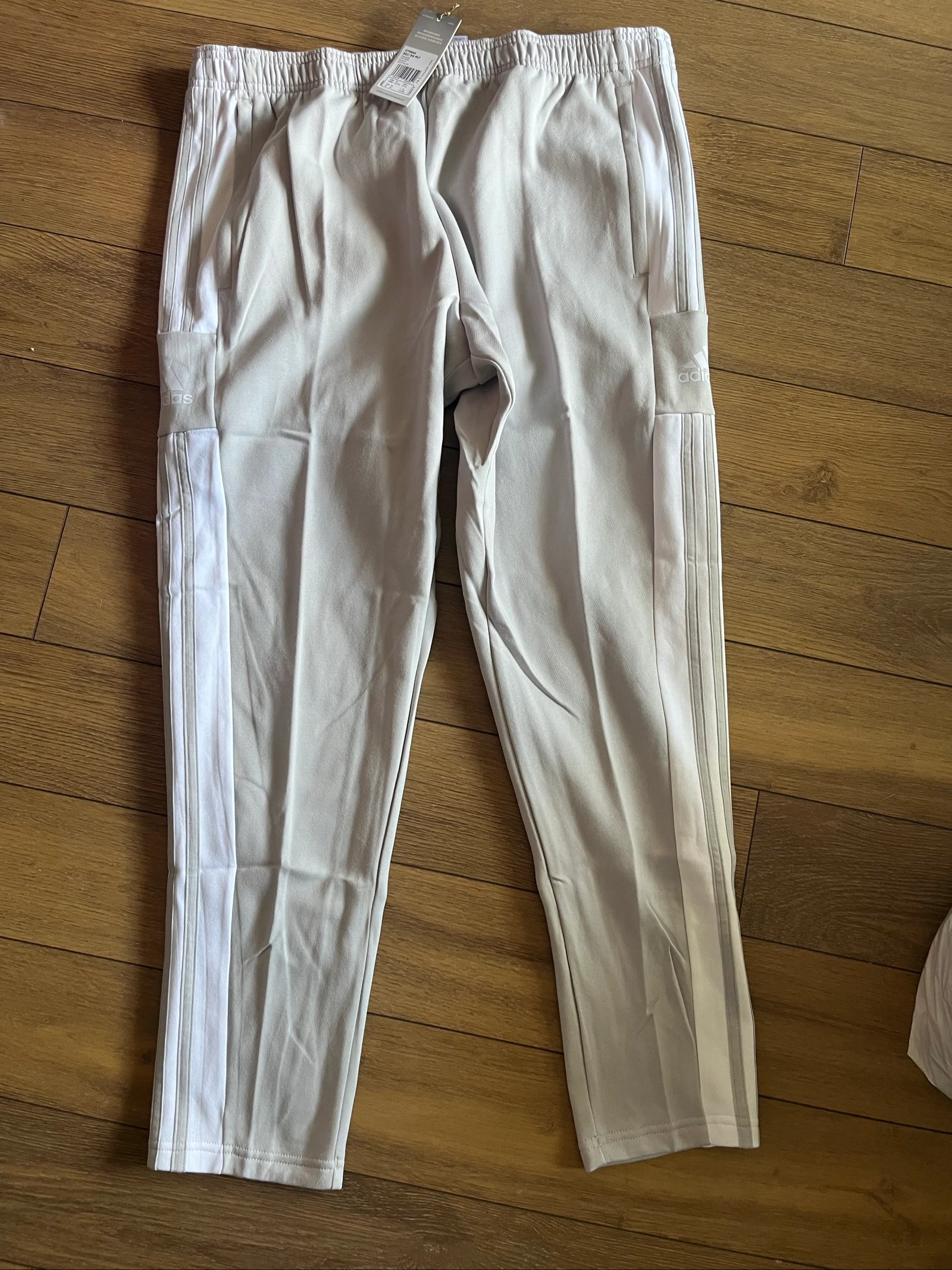 Bas de jogging Adidas neuf taille XL
